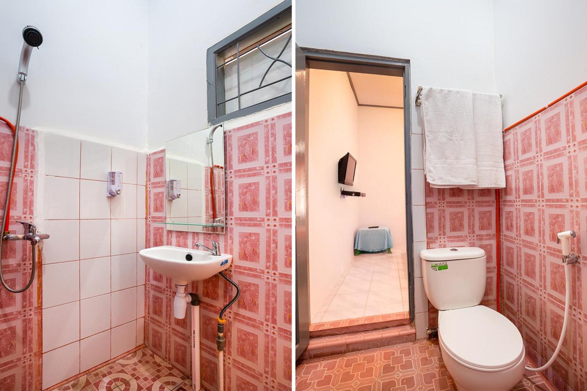 Oyo 2903 Putri Residence Syariah Bukittinggi Buitenkant foto